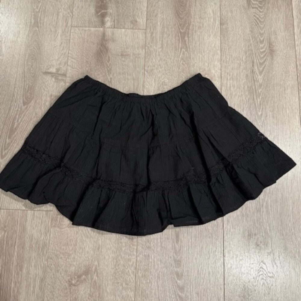 Elegant Black Mini Skirt